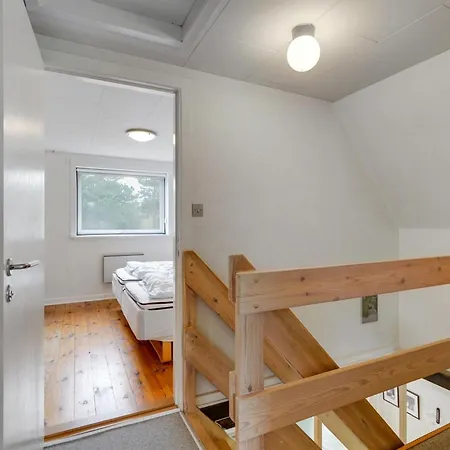 Lyyli - 1km From The Sea By Interhome